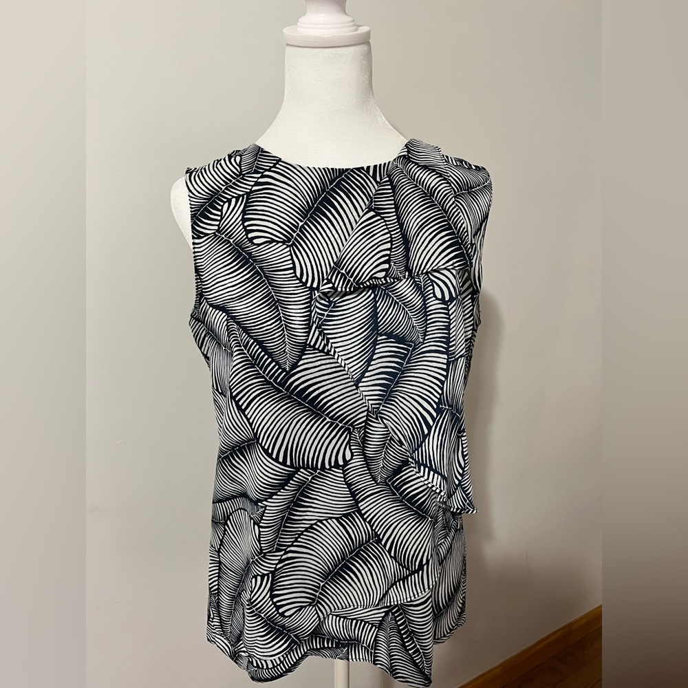 LOFT Factory Blouse. Perfect for work outfit.